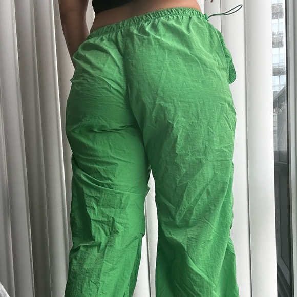 Green cargo pants - Picture 5 of 9